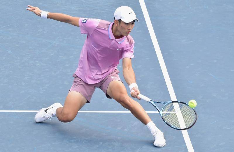 ATP香港站 | 商竣程再次晋级四强 距中国男网新“一哥”一胜之遥