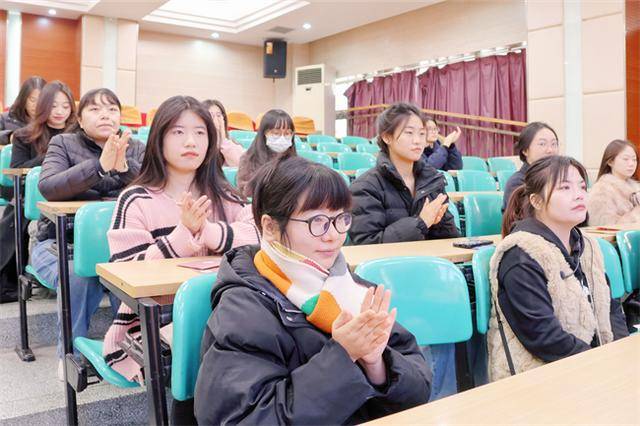 小学实习生教育实习工作总结_陕西学前师范学院实习工作总结表彰会_西安未央锦园小学优秀实习生表彰