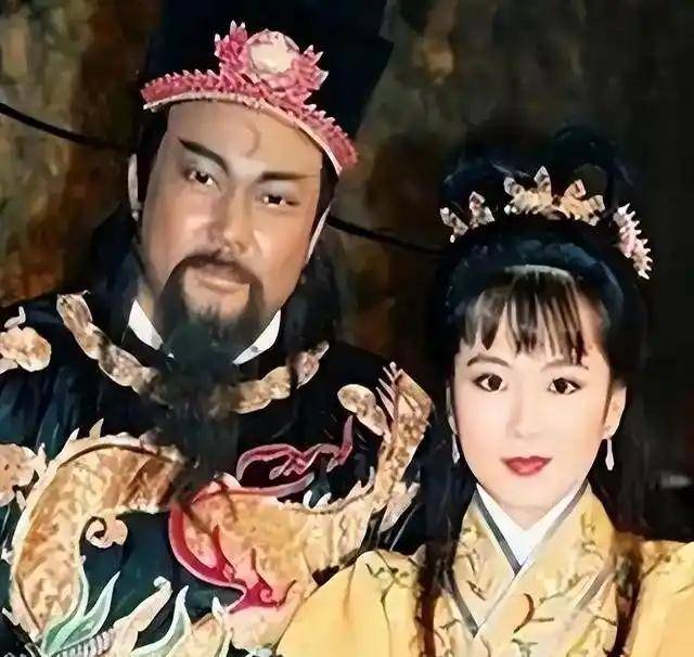 金超群老婆陈琪庞妃图片