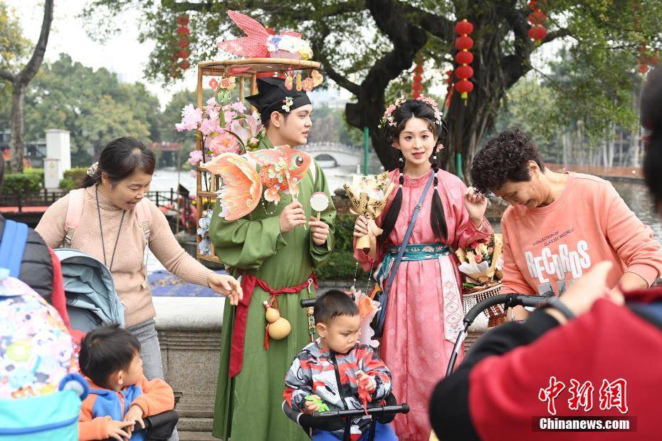 2果博平台025广州水上花市启动 重现昔日水上花墟盛景(图2)