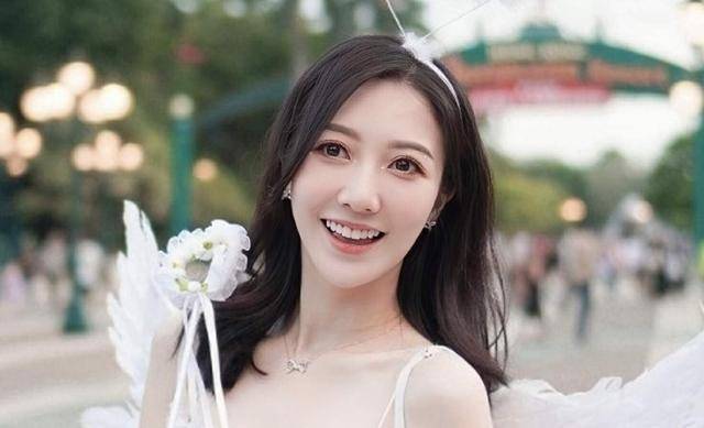 威客电竞app恭喜TVB知名高颜值女星怀孕半年肥肚不肥人宣布胎儿是女婴(图7)