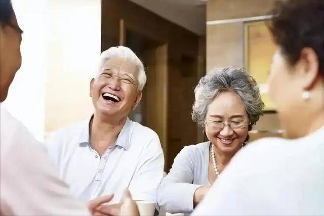 肝硬化的“幕后黑手”：55岁后的不良习惯 55岁后需谨慎，不良习惯或致肝硬化