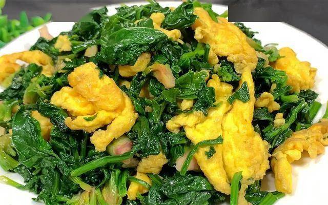菠菜虽营养，食用有讲究 菠菜食用不当可能带来健康风险