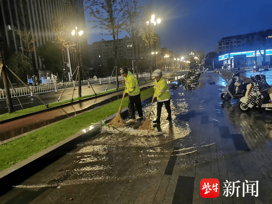 “都市服务”绘就清洁盐南新画卷(图4)