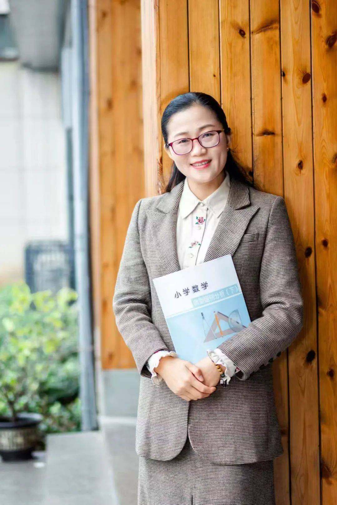 瑞安市实验小学单秀华张碎莲,长三角名校长高级研究班学员,浙江省春蚕