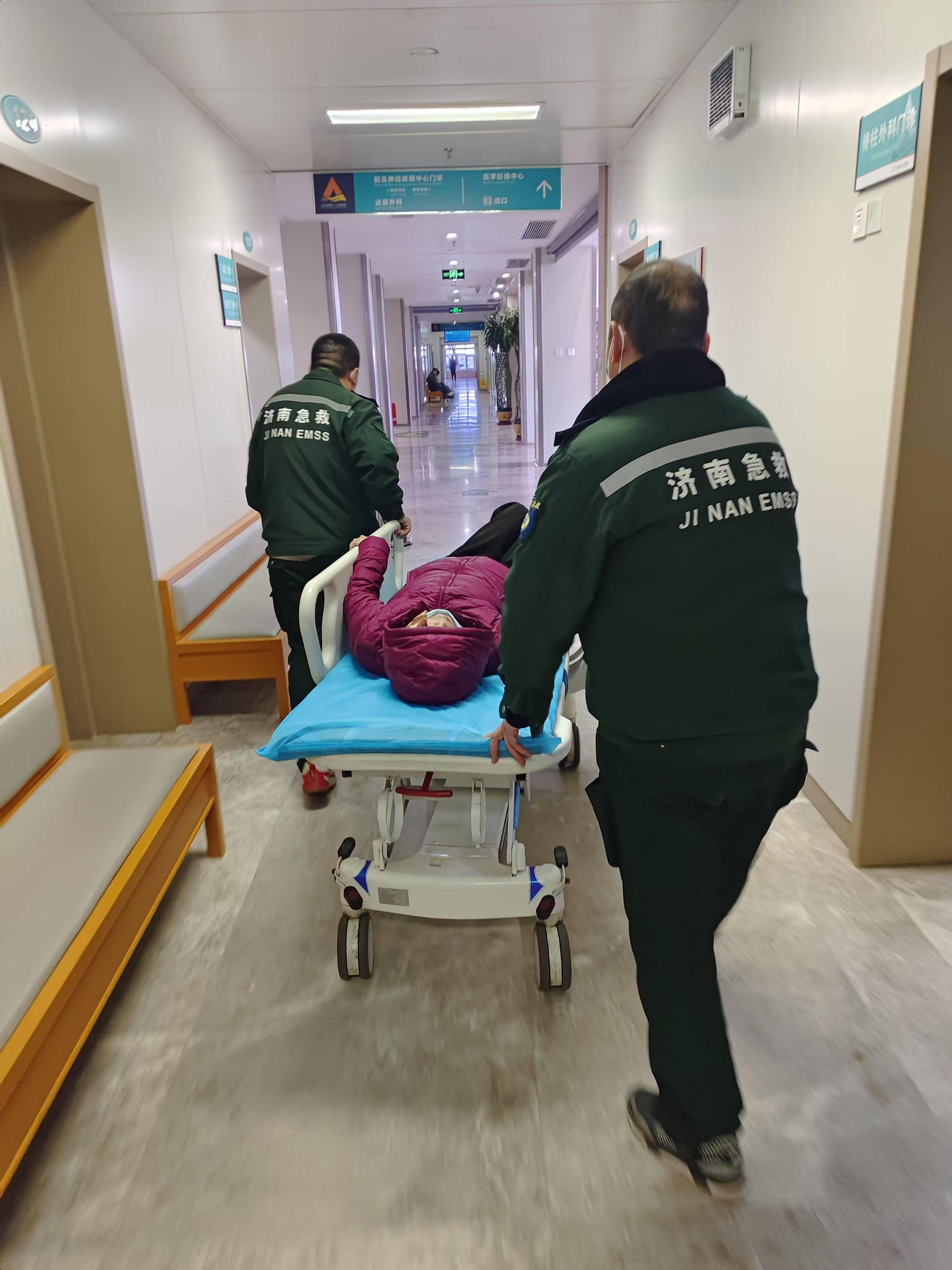 北大医院、护士全程协助陪同找跑腿挂号预约检查住院，让您省心安心的简单介绍