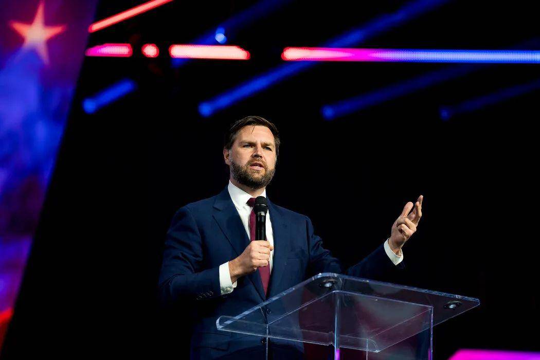 草根民调:美国副总统万斯成"隐形储君",获61%绝对支持