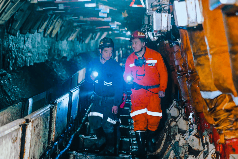 朱家峁煤矿,济宁能源集团闪耀在陕北大地的璀璨明珠