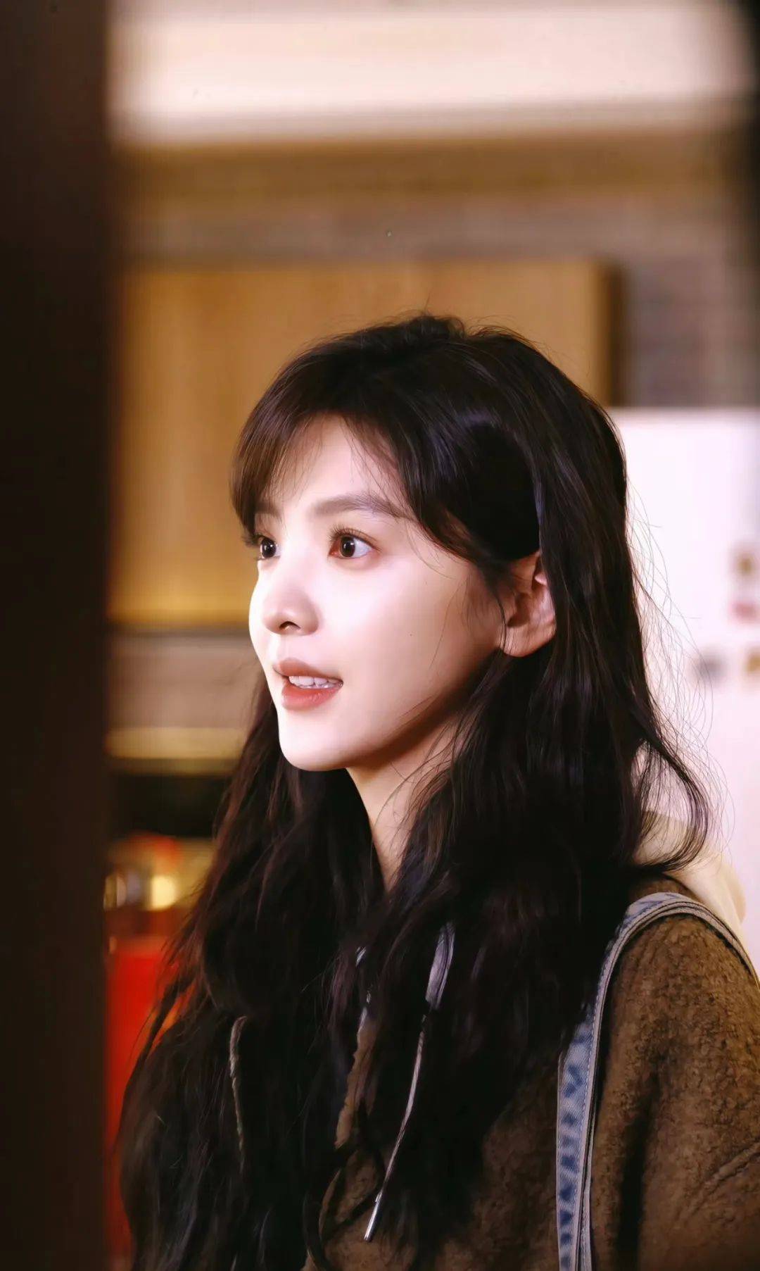 《难哄》章若楠温以凡发型方圆脸天菜