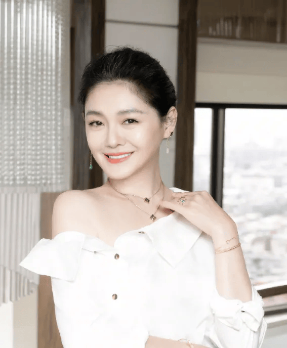 具俊晔将斥巨资为大S徐熙媛打造浪漫归宿地，初步选定可以看到烟花的双人墓穴