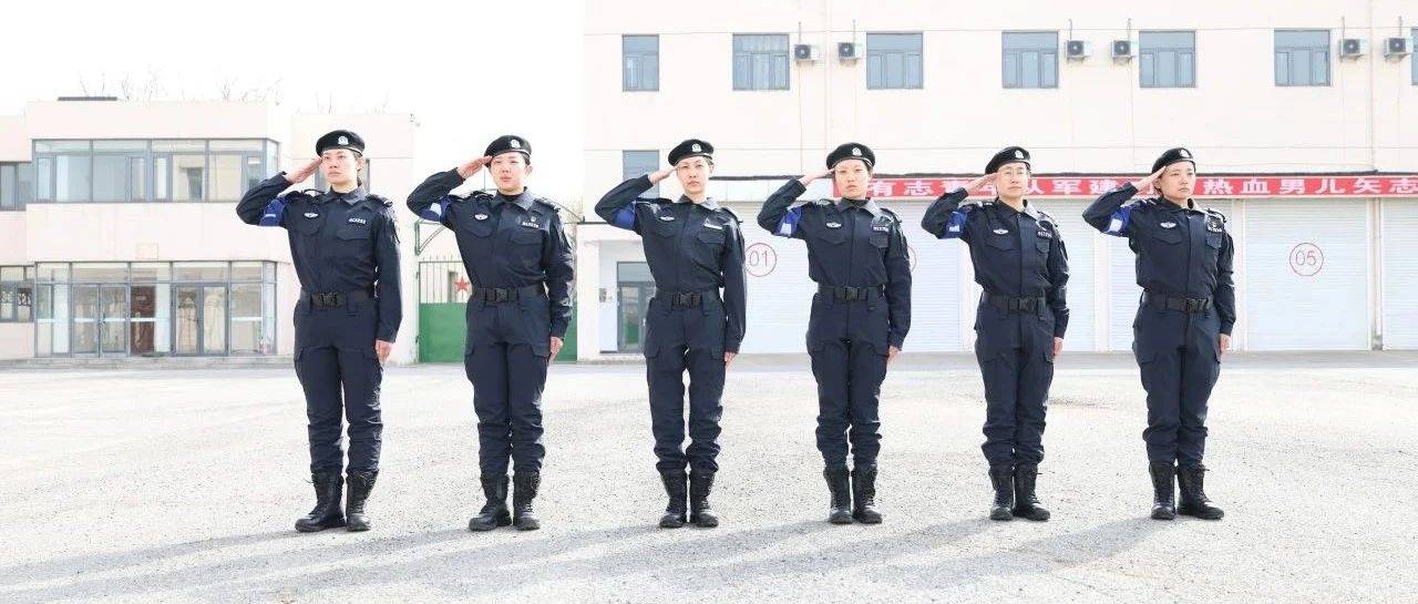 “她力量”撑起警营“半边天”_旅客_关键词_特警