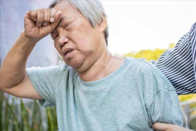 甲流来袭：不发烧也可能中招，这些症状要警惕！，远离甲流困扰：不常见症状与隐藏预防法全知道