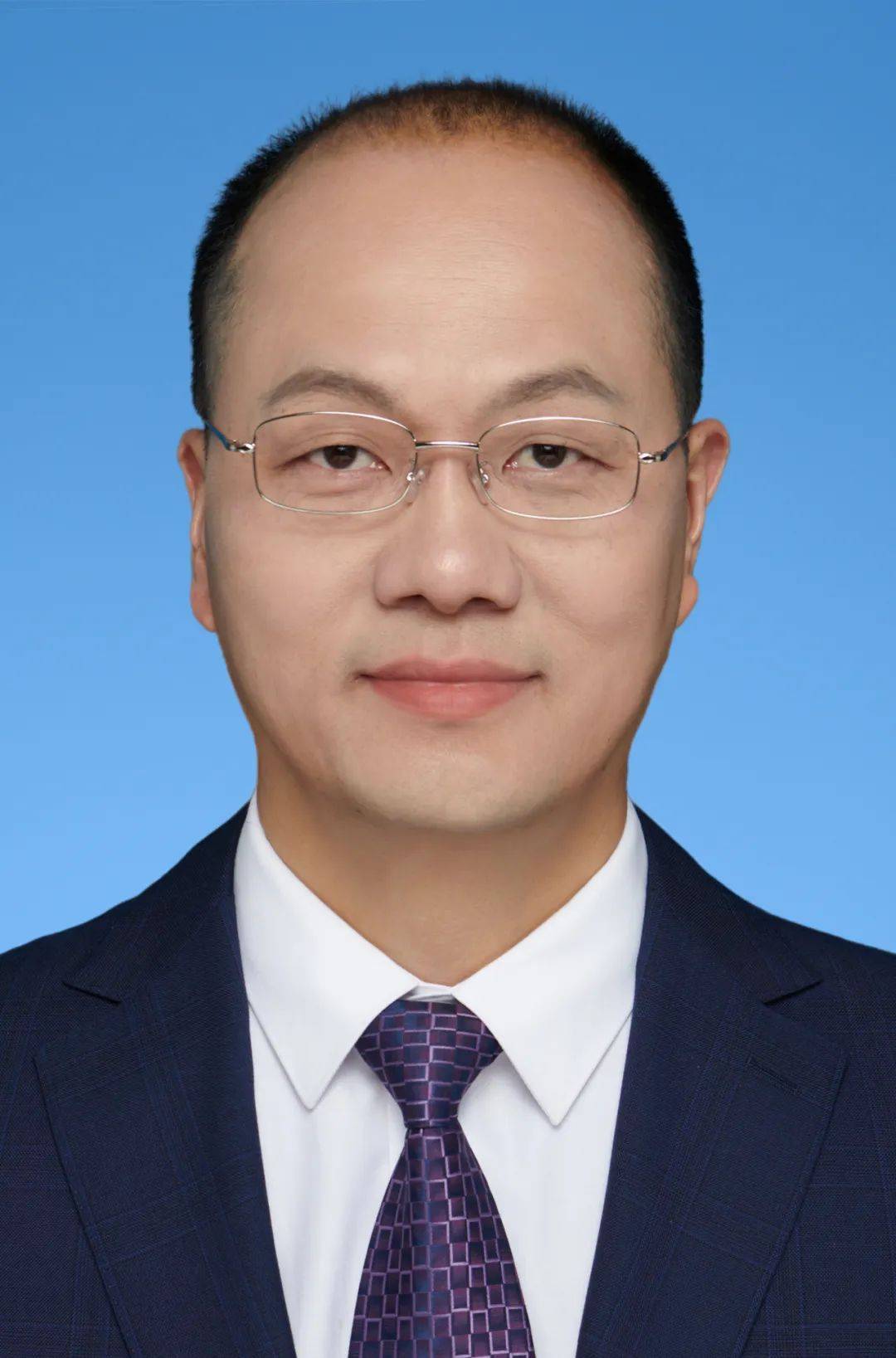 他已任福建省财政厅副厅长