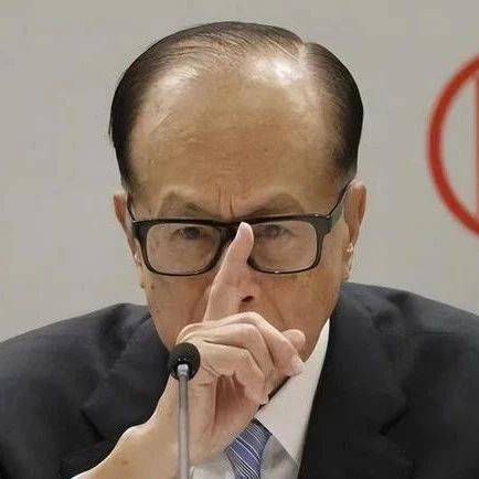 李嘉诚面前只有三个选择_李家超_交易_香港