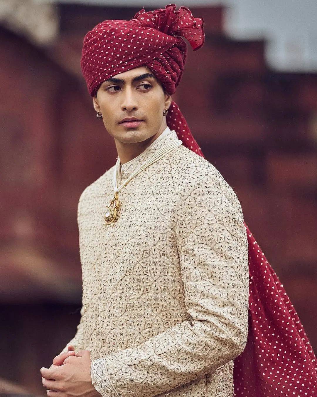 印度男模宣布跟公司解约!心碎,我超看好他的!