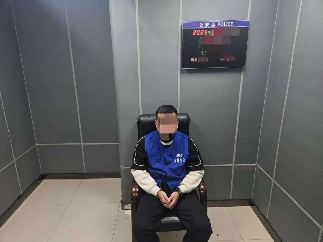 食堂用淋巴肉做包子导致87名学生中毒？四川南充警方查处当地首例利用Al造谣案丨云辟谣