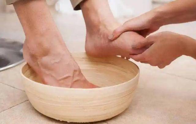 春天来了，肝病患者的健康“警报”拉响！