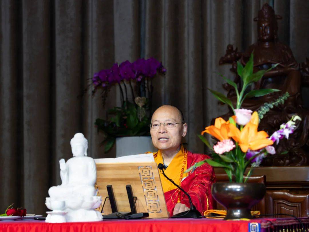 新闻|杭州灵隐寺举行皈依法会