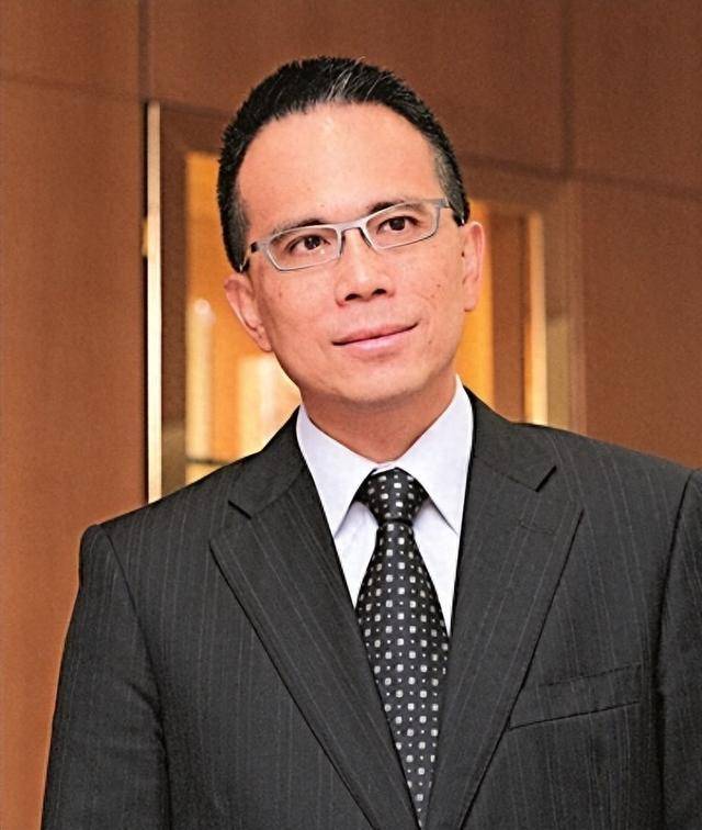 香港著名富豪李泽钜的八字奥秘:得调候,成格局,会财局