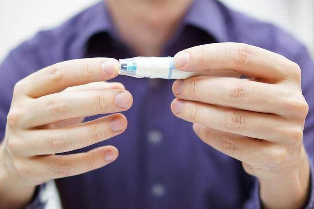糖尿病与水的奇妙联系，你知道吗？，喝水：糖尿病控制的关键法宝
