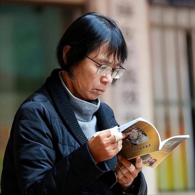 大山里的"燃灯者"张桂梅用一生改写千名女孩命运,国家为她破例