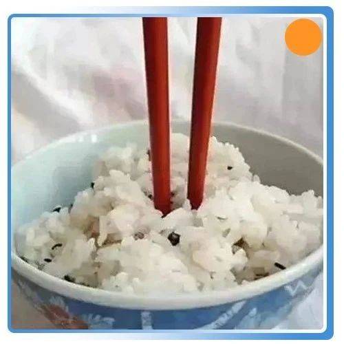 老祖宗留下的规矩:筷子不可竖插、坐着不可抖腿......_因为_饭碗_客人