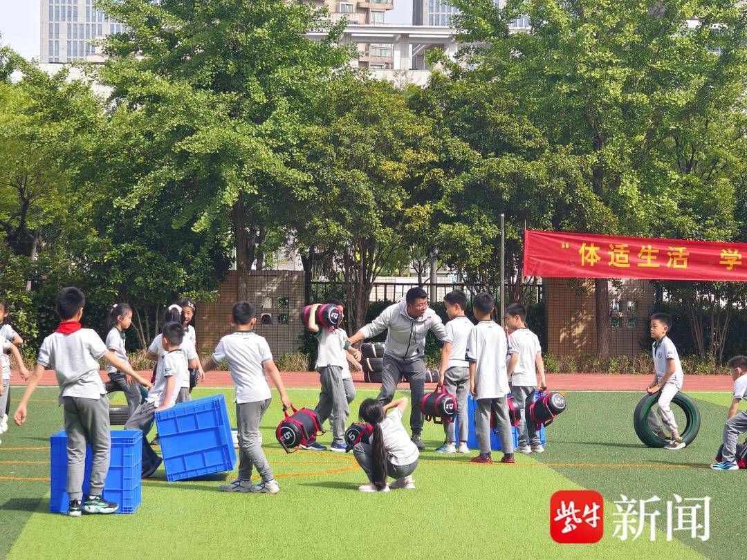 高中体育课小游戏(高中体育课活动游戏)
