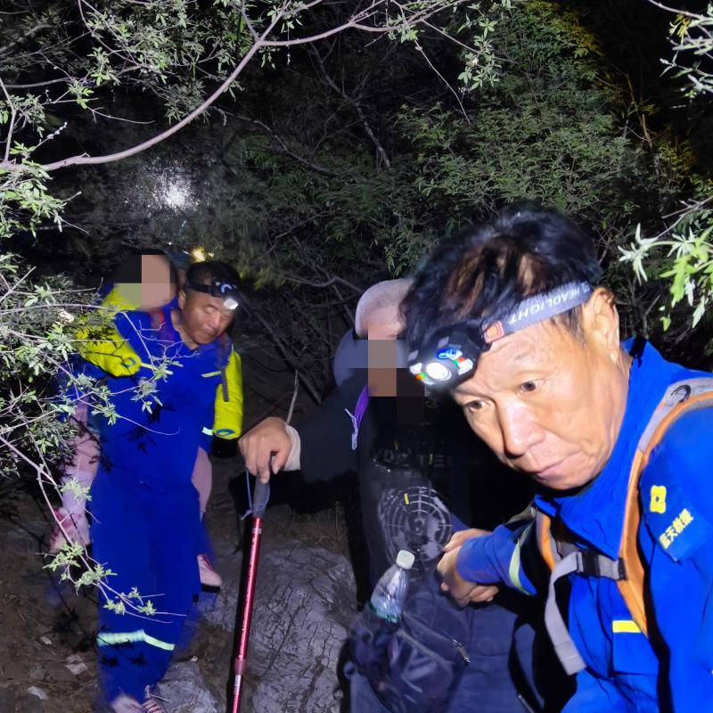 北京适合一家三口旅游的地方（北京一家六口进山赏秋一去）