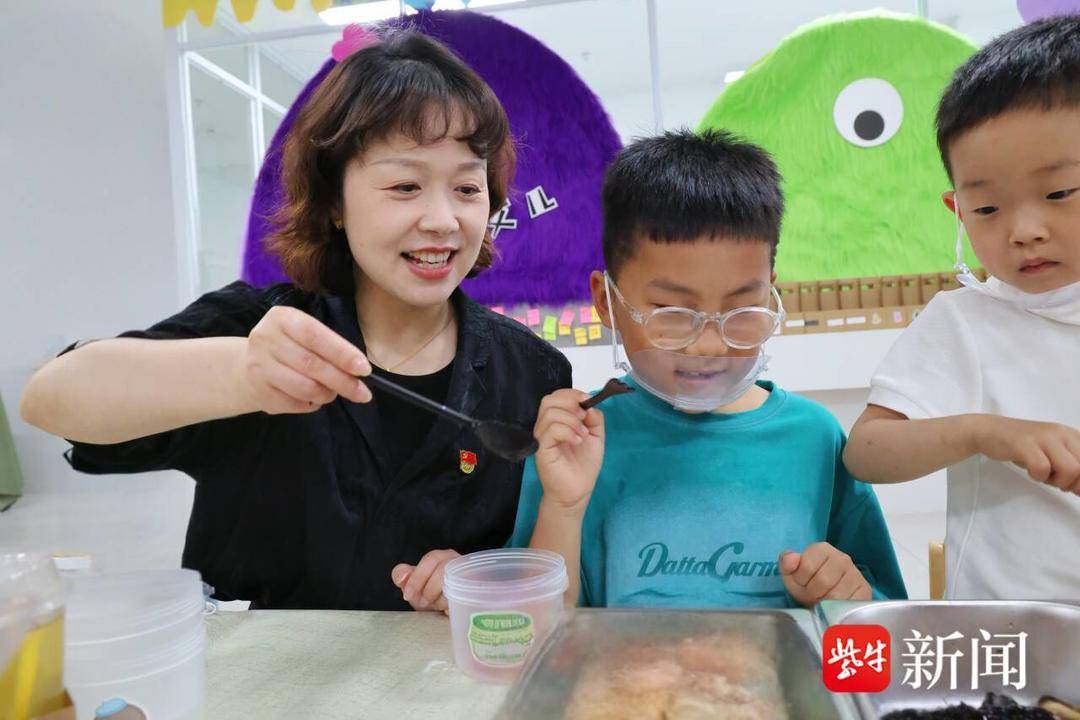 PG电子下载母亲节共创美食感受爱的传递(图2)