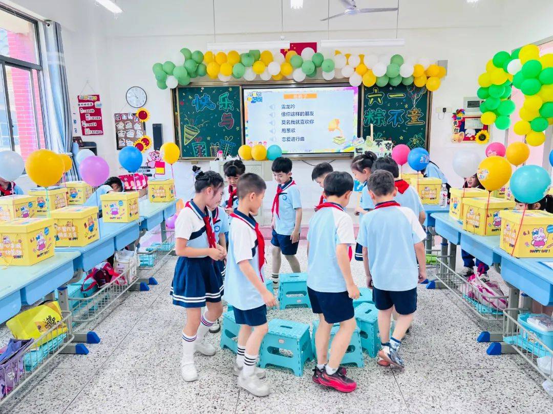 欢庆六一牢记党的教导争做强国少年福清市元载小学庆六一班级活动精彩