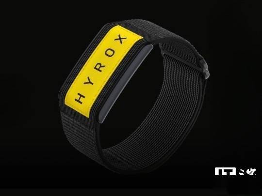 Amazfit 推 Helio 手环 HYROX 限量版，引入 BioCharge 生理指标