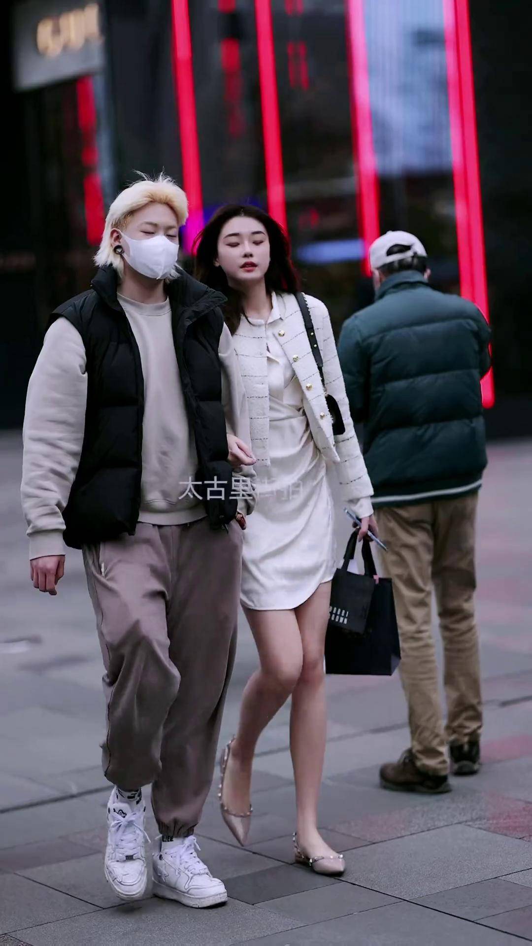 情侣街拍摄影教程，技巧大全