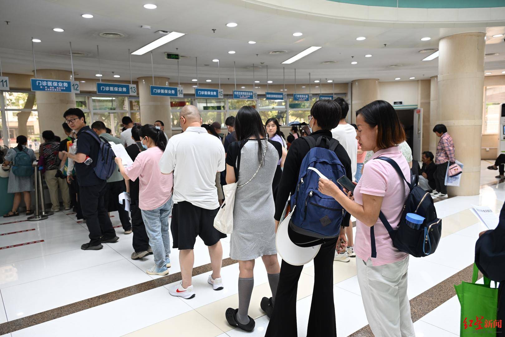 陪诊师的工作内容	医院跑腿收费标准昌平区黄牛挂号微信，客服24小时在线的简单介绍