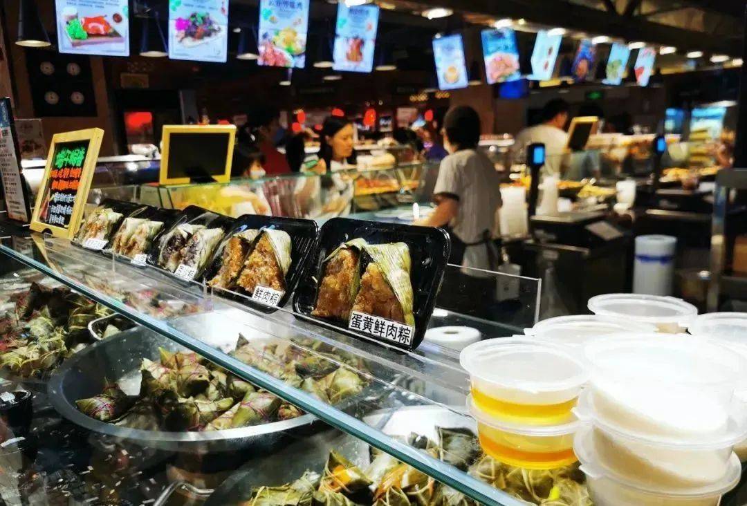 胖东来夏季美陈,总有你学习的点,速来围观!