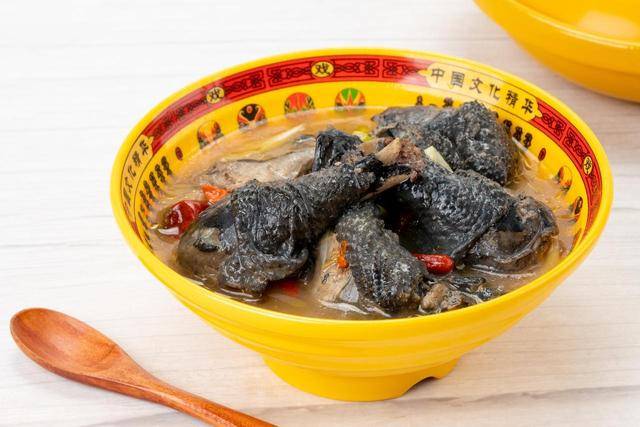 养生党的收藏！适合补气血的乌鸡炖品配方，一次大公开！