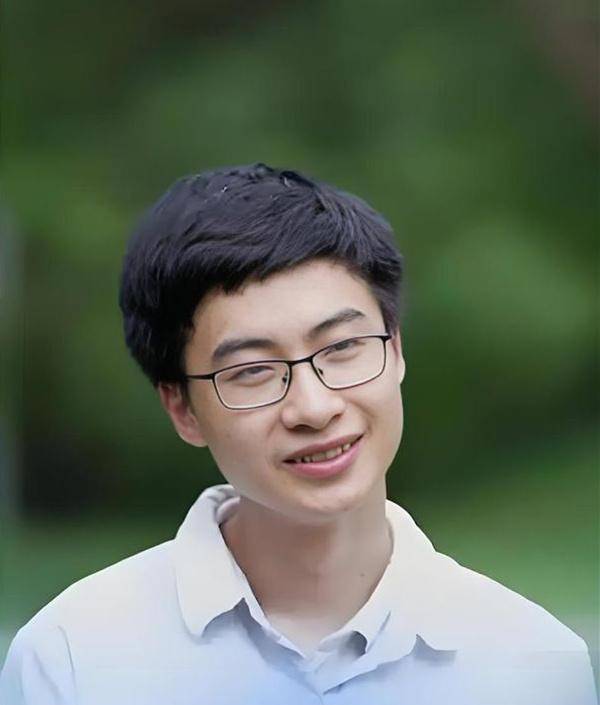 当前的中东局势正在浪费tsinghua大学。他会生活在
