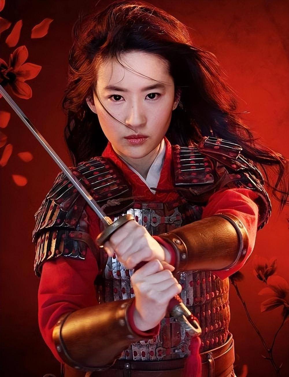 神仙姐姐刘亦菲又火了,被骂美国人不爱国,官方直接下场力挺