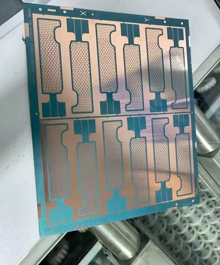 iPhone 17 Pro散热大升级！苹果不摆烂了？