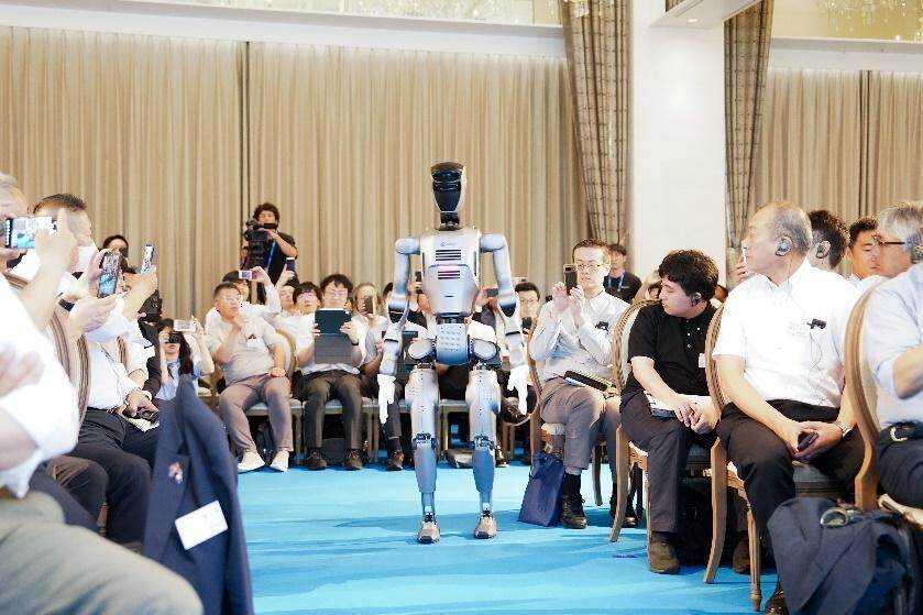 “广东造”机器人开启人形机器人全球量产交付