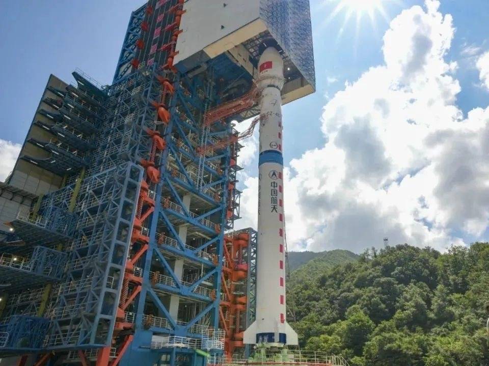 长四丙火箭成功发射，将试验二十八号B星01星送入预定轨道