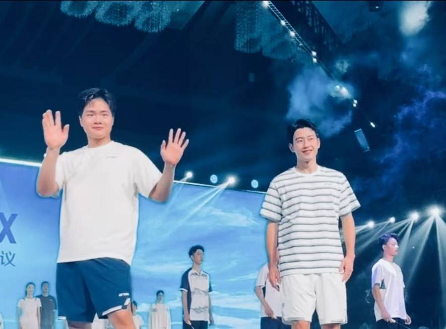 梁伟铿与王昶：从巴黎到洛杉矶，羽毛球男双的梦想与挑战