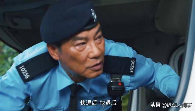 全程呲牙咧嘴，台词含糊不清，连影帝任达华都带不动这个拖油瓶！