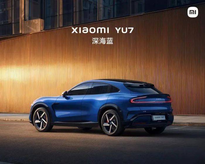 小米再次“背刺消费者”？YU7“减配门”后，路由器再被曝“偷偷减配”，客服回应