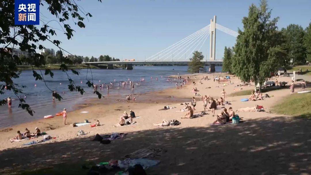 罕见！北极圈内城市气温高达30℃