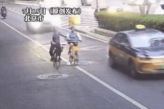 14岁女孩被男子疯狂别车还狂追一公里，一名外卖小哥仗义出手