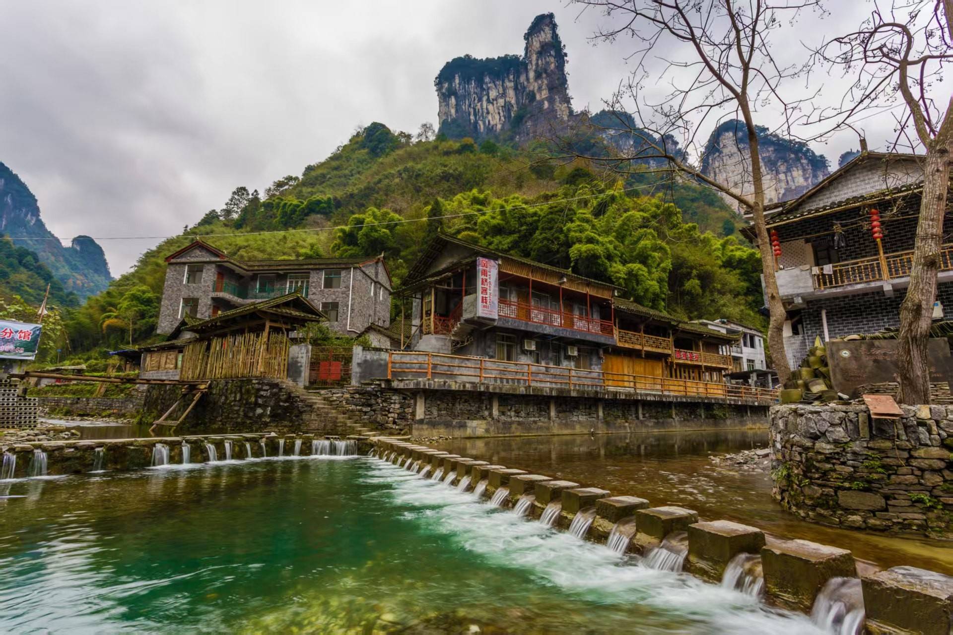 恩施这个避暑小村,像住进一张水墨画里?利川龙船水乡美到窒息!