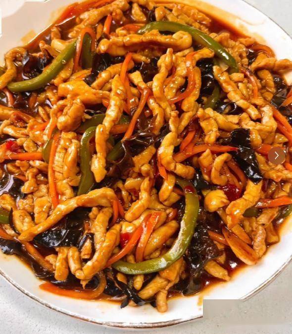 鱼香肉丝怎么做才地道？这招啤酒腌肉绝了