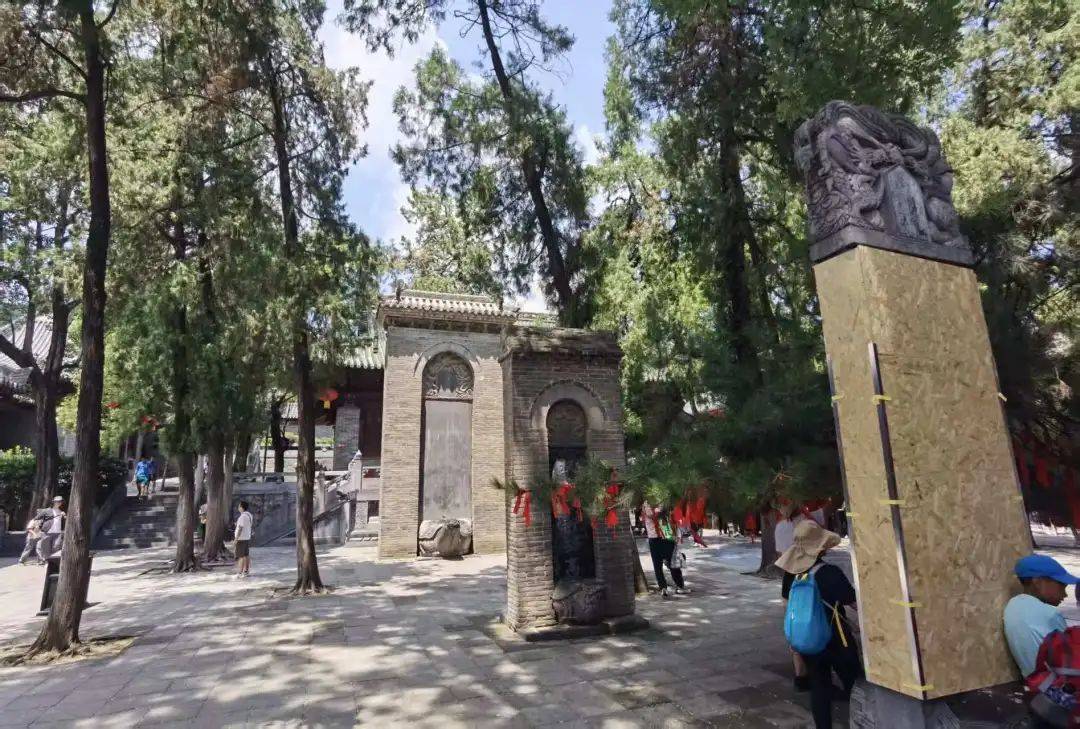少林寺新住持履职第二日：部分收费项目消失