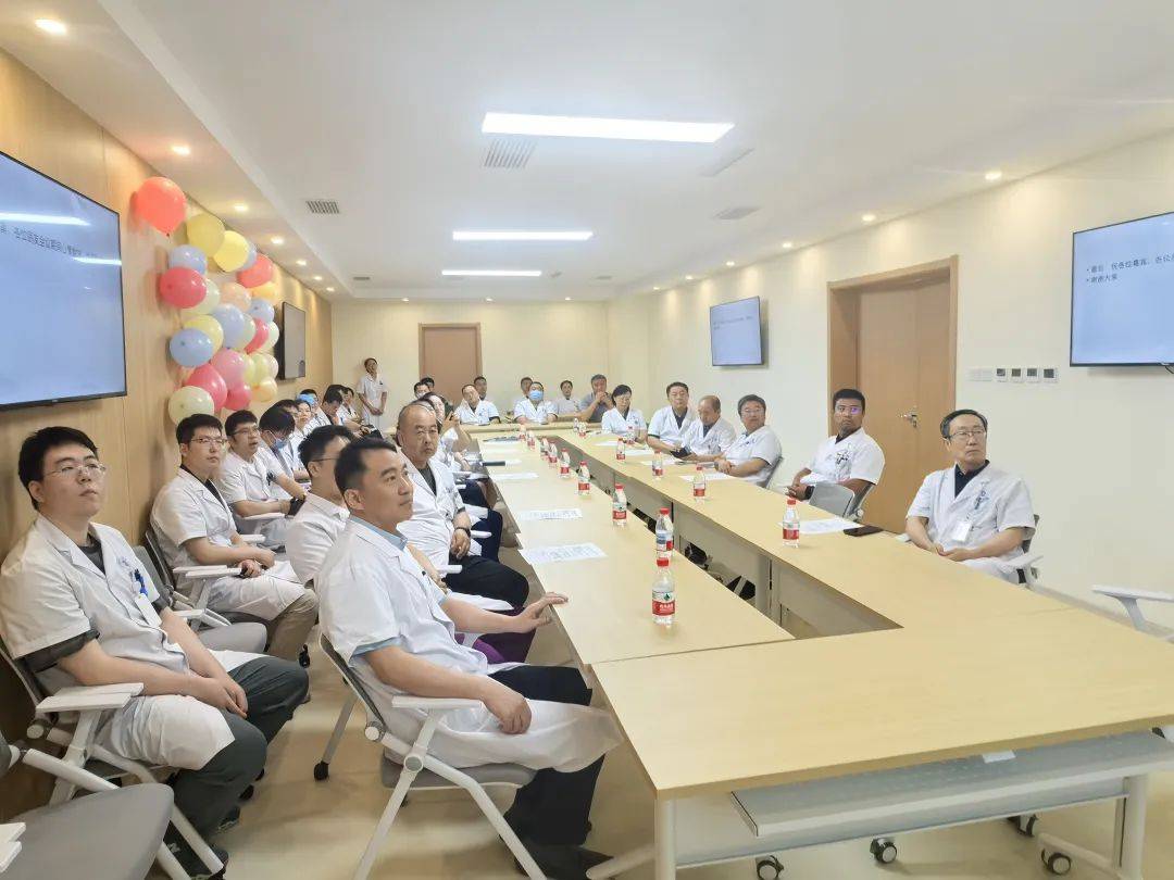 坚守创新聚智攻坚急腹症外科成功举办第300次学术会议