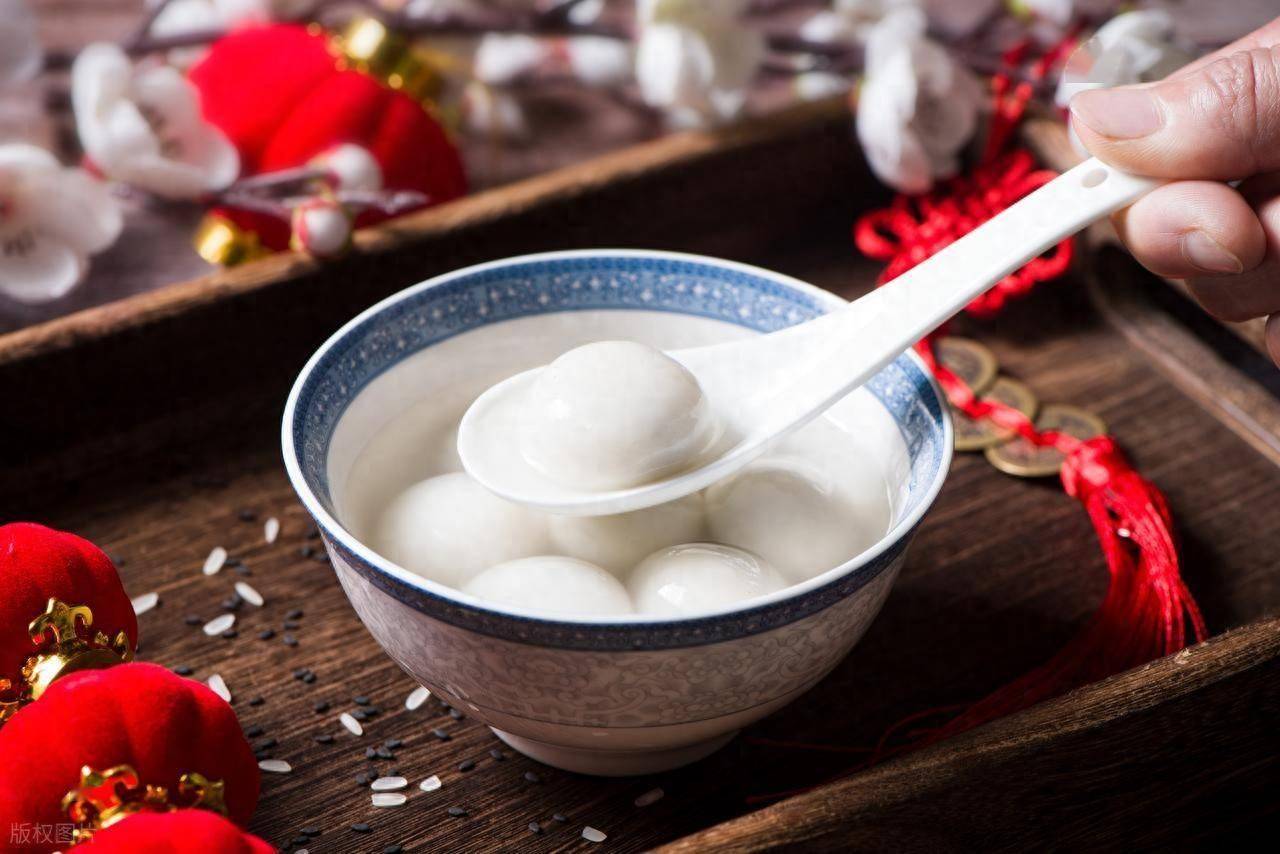 旧城区的牛奶饺子：一种流行的互联网甜点，自年轻以来就被当地人食用！